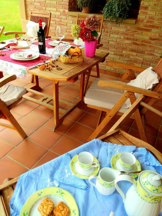 El Chalet Del Golf Urturi Εξωτερικό φωτογραφία